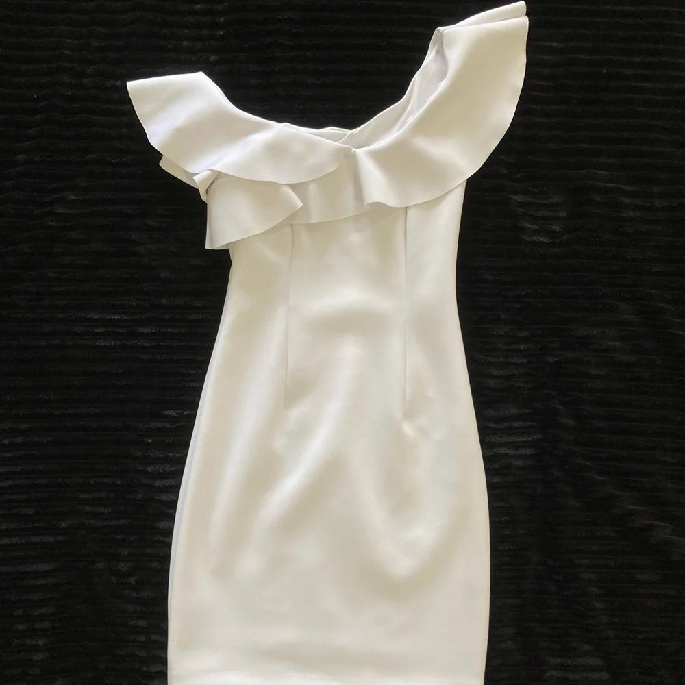 Guess White Asymmetrical Ruffle Top Dress Small - Picture 3 of 16